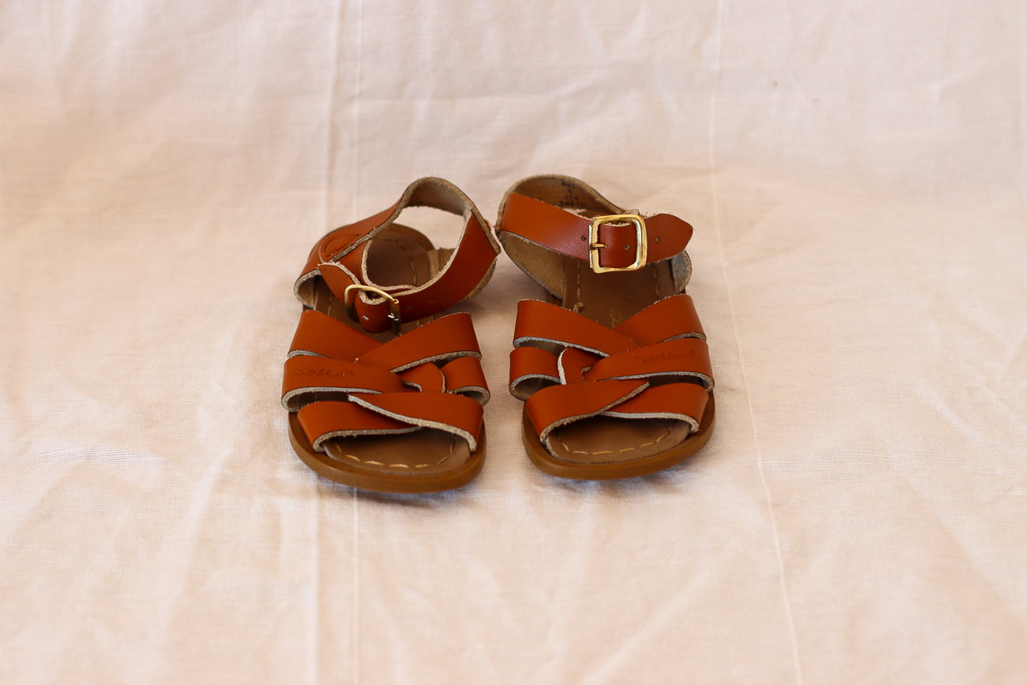 Saltwater Sandals Size 6
