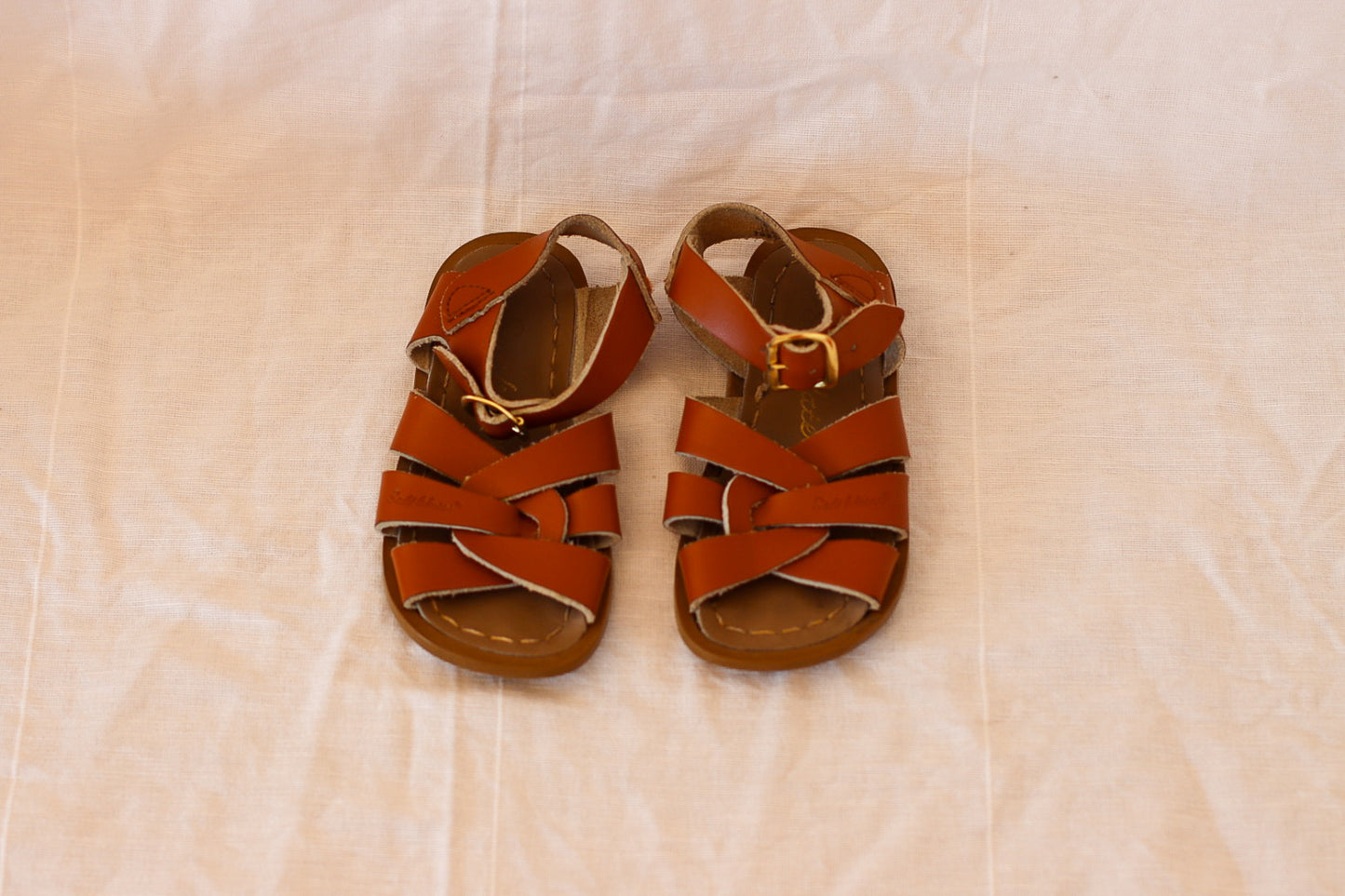 Saltwater Sandals Size 6