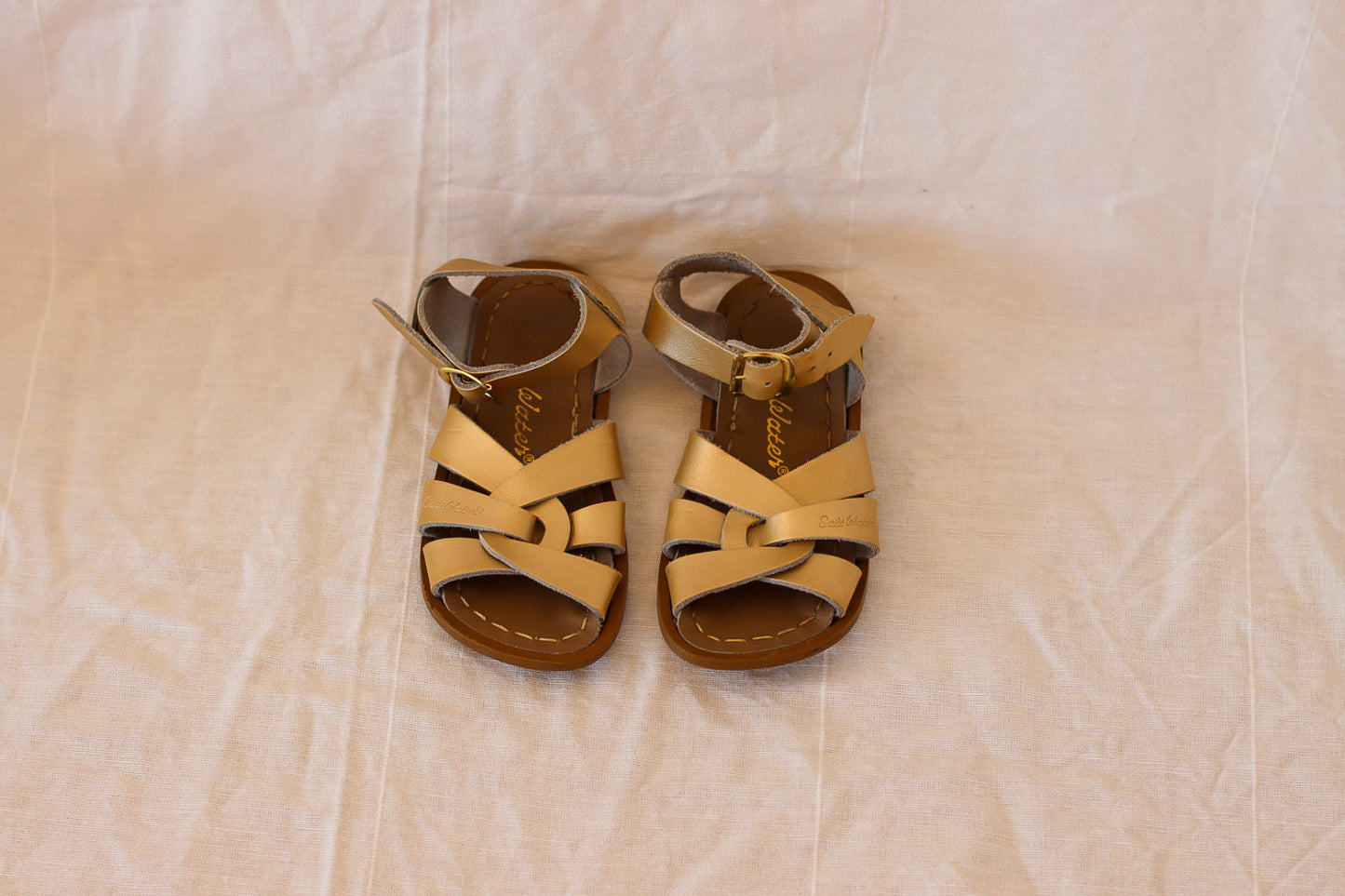 Saltwater Sandals Size 7